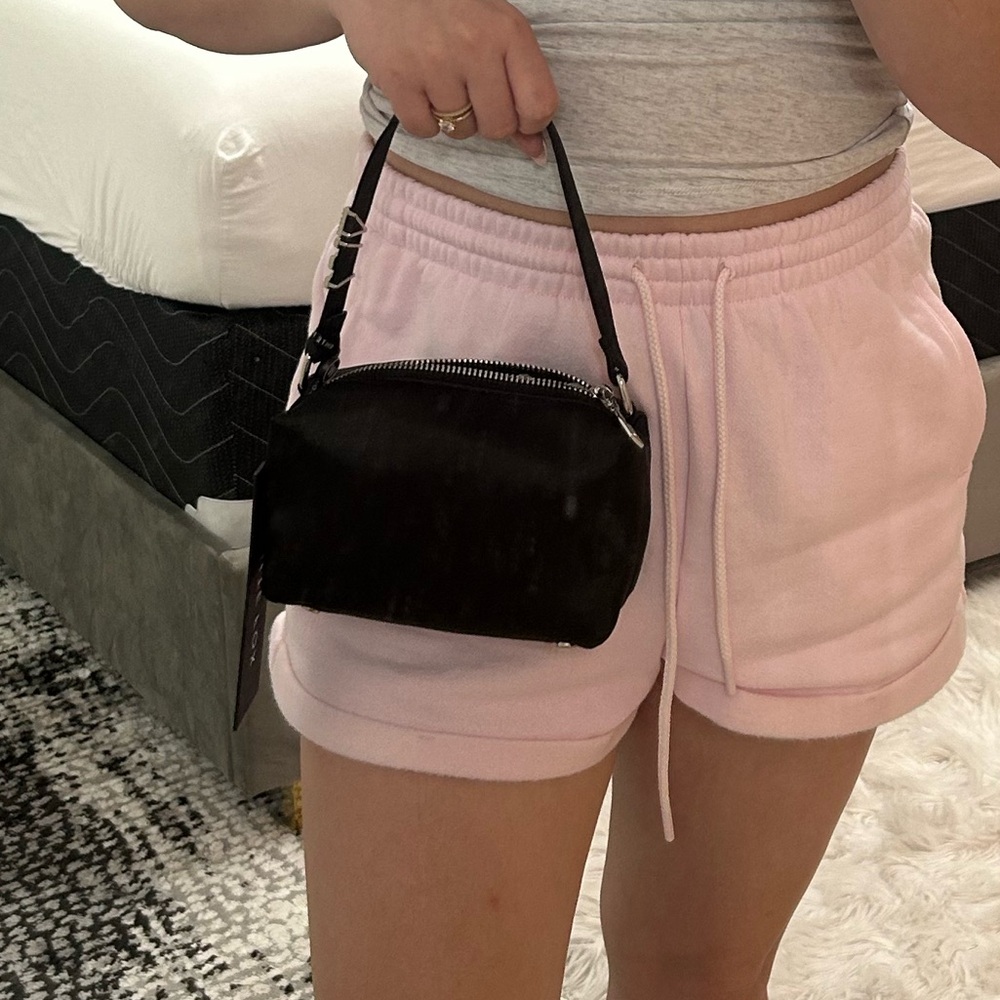 Black Handbag - Picture 6 of 6